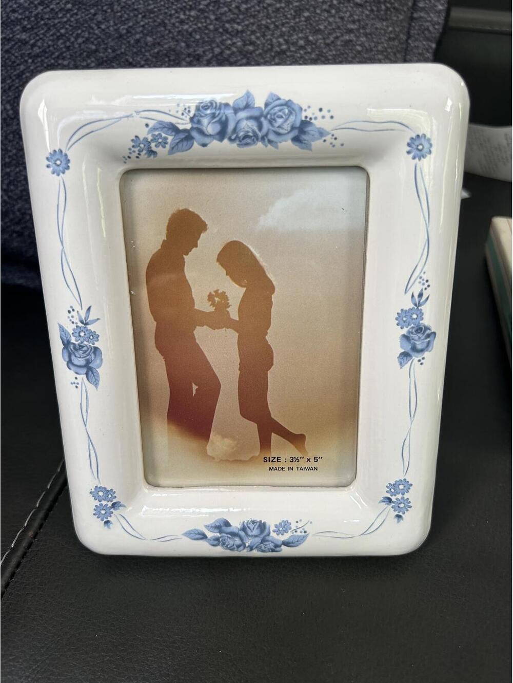 Vintage Blue Floral Ceramic Photo Frame 3.5x5 inches